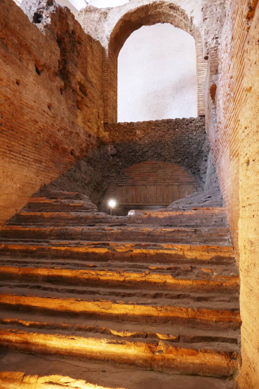 Visitors can view the archaeological site of Vicus Caprarius from elevated metal walkways.