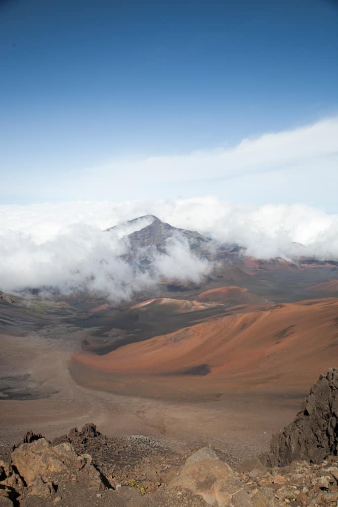 Haleakalā Summit in Clouds – Hawaiʻi Tourism Authority (HTA) / Taku Miyazawa